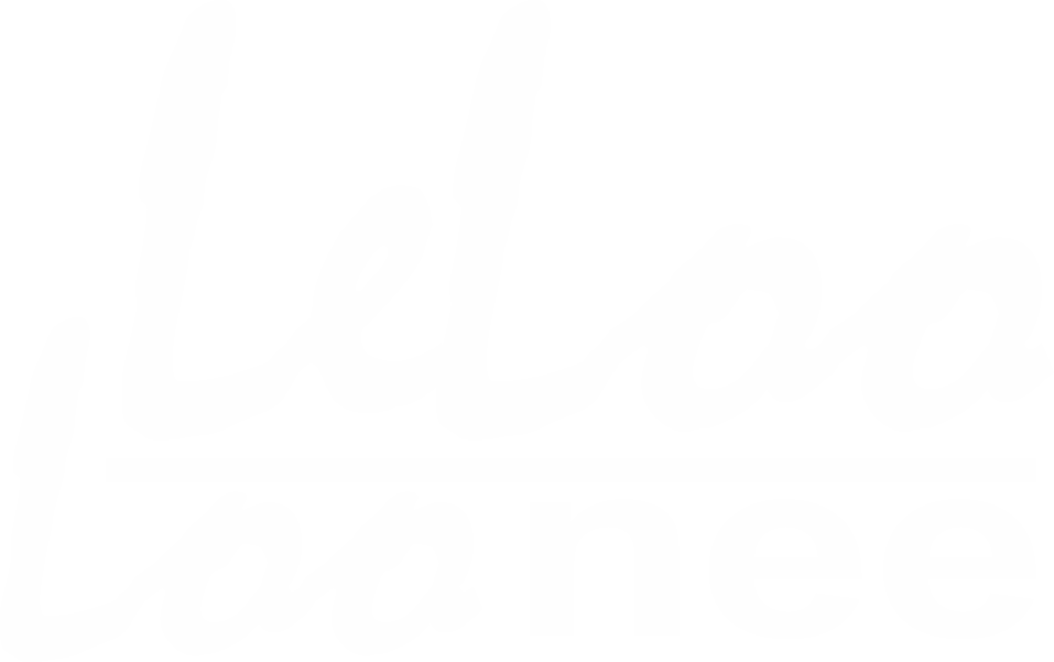 Leloo Loonee White